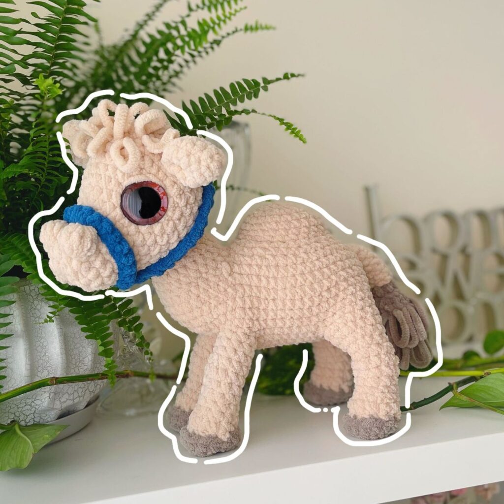 Camel handmade crochet plushie by Bunnyetoo, photo 2