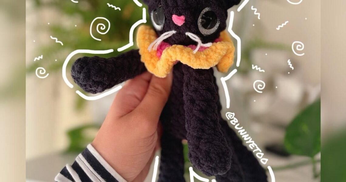 Circus Cat handmade crochet plushie by Bunnyetoo, photo 1