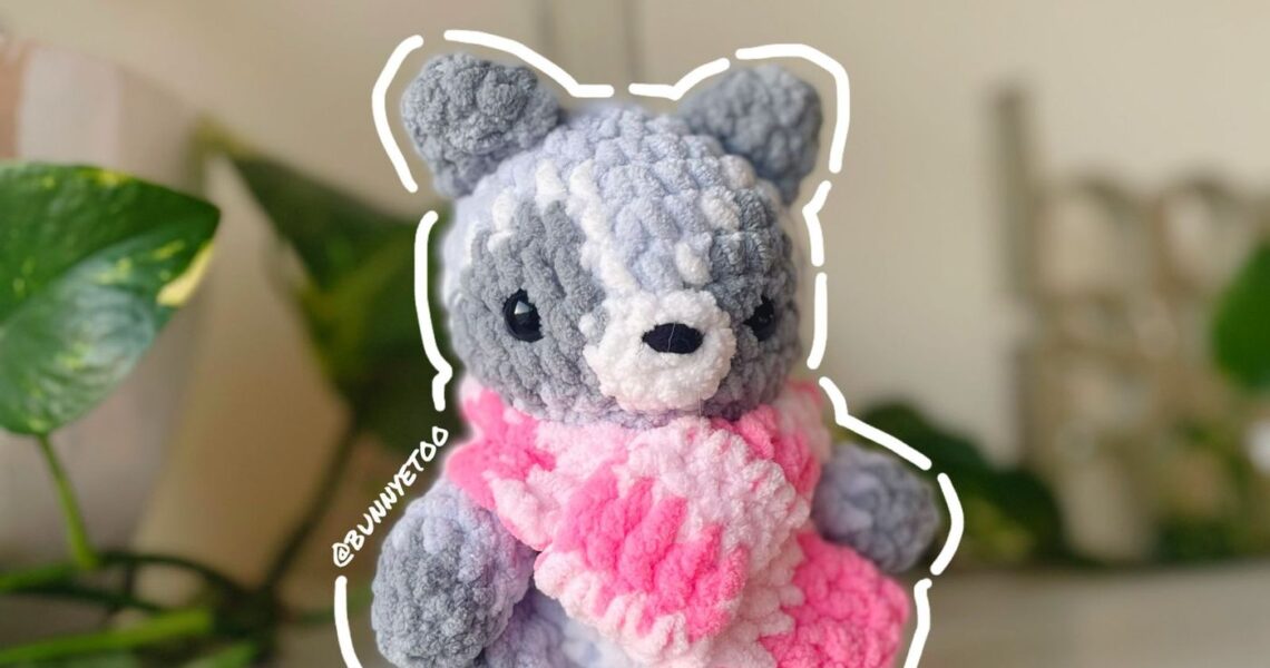 Cozy Raccoon handmade crochet plushie by Bunnyetoo