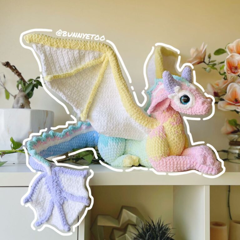 Pastel Rainbow crochet dragon by Bunnyetoo