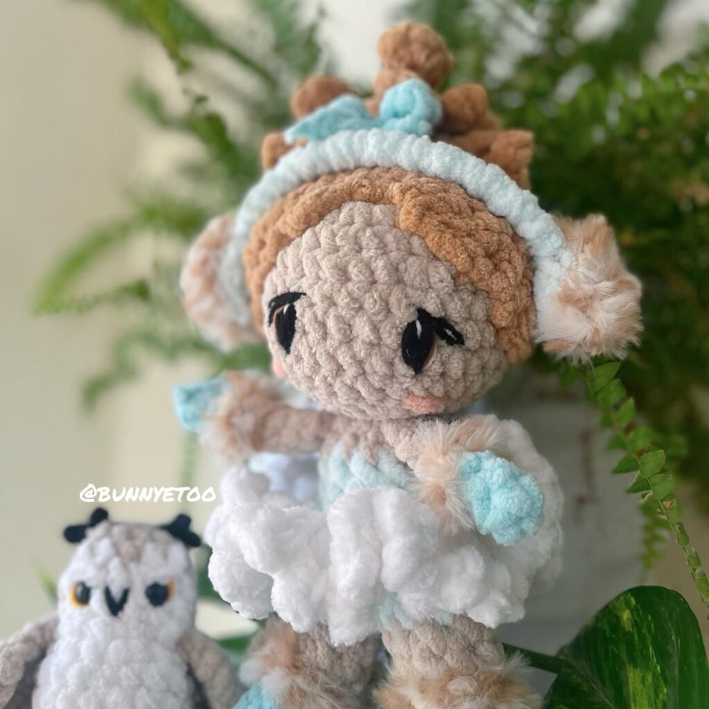 Holly Winter Spirit handmade crochet plushie by Bunnyetoo, photo 2