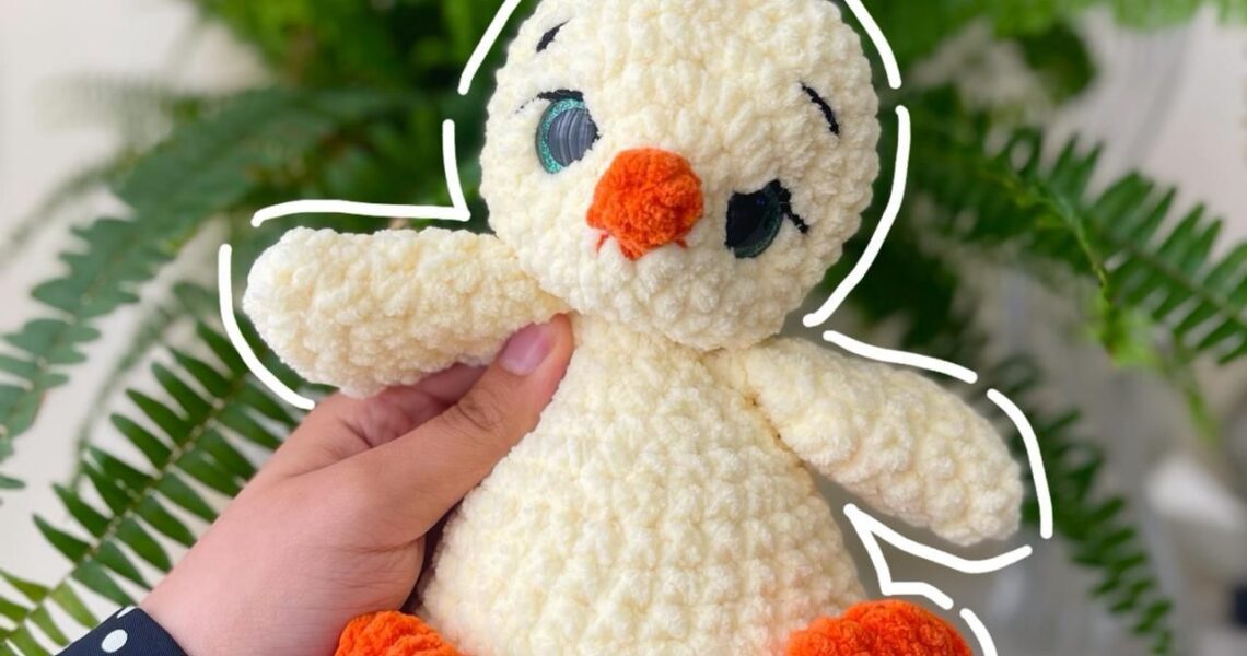 Mini Chick handmade crochet plushie by Bunnyetoo, photo 1