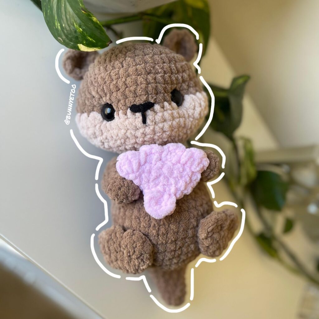 Otter handmade crochet plushie by Bunnyetoo, photo 1
