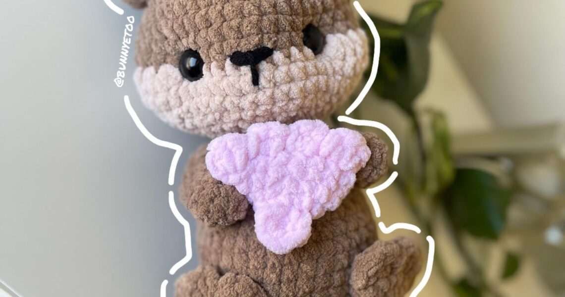 Otter handmade crochet plushie by Bunnyetoo, photo 1