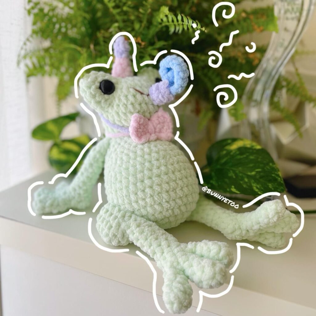 Party Frog handmade crochet plushie by Bunnyetoo, photo 1