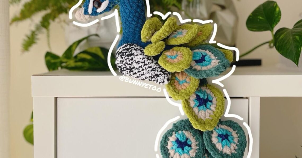 Peacock handmade crochet plushie by Bunnyetoo, photo 1