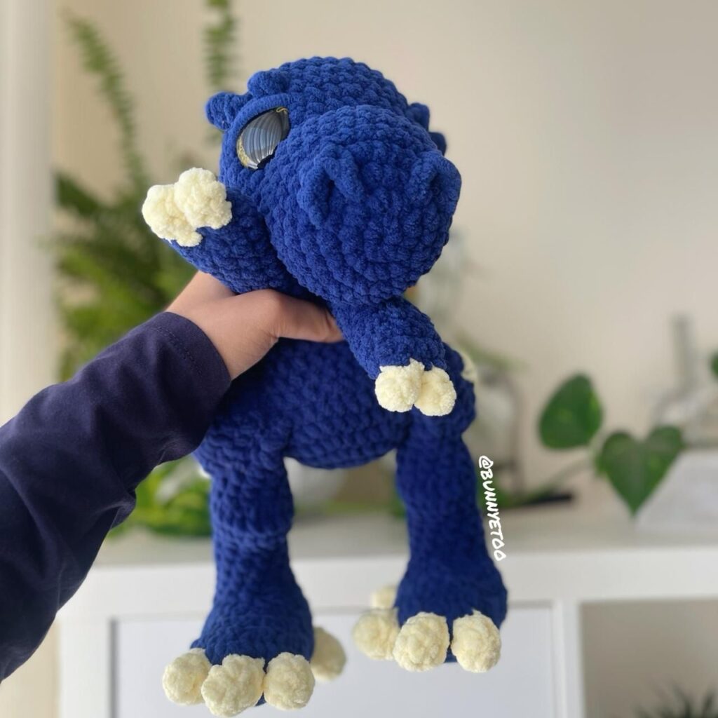 Poe T-Rex handmade crochet plushie by Bunnyetoo, photo 2