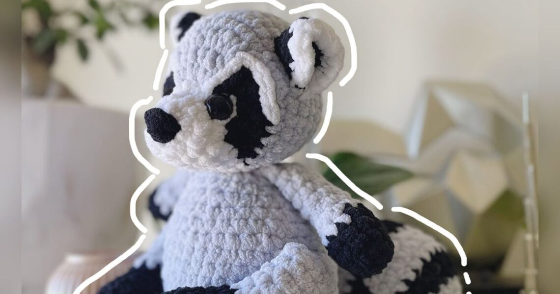 Raccoon handmade crochet plushie by Bunnyetoo