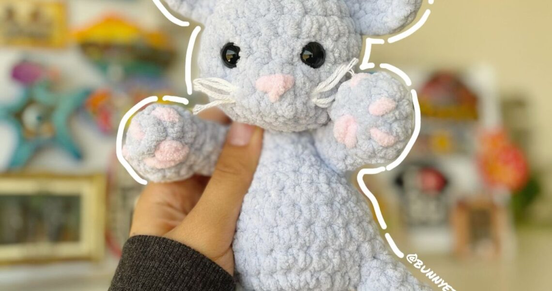 Susu Mouse handmade crochet plushie by Bunnyetoo, photo 1