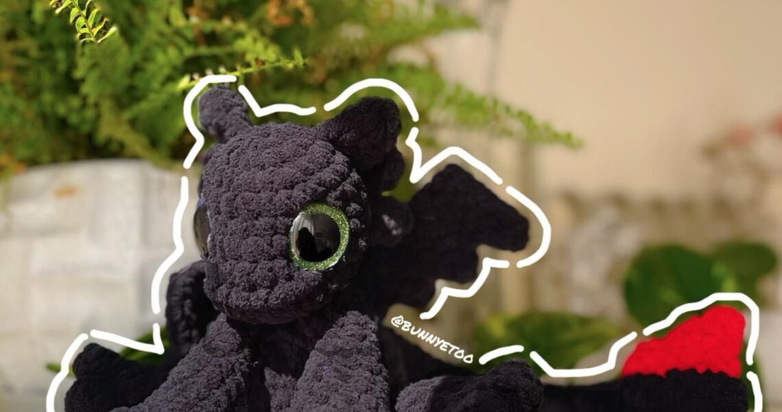 Toothless handmade crochet plushie by Bunnyetoo, photo 1