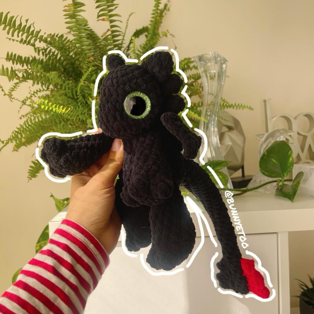Toothless handmade crochet plushie by Bunnyetoo, photo 2